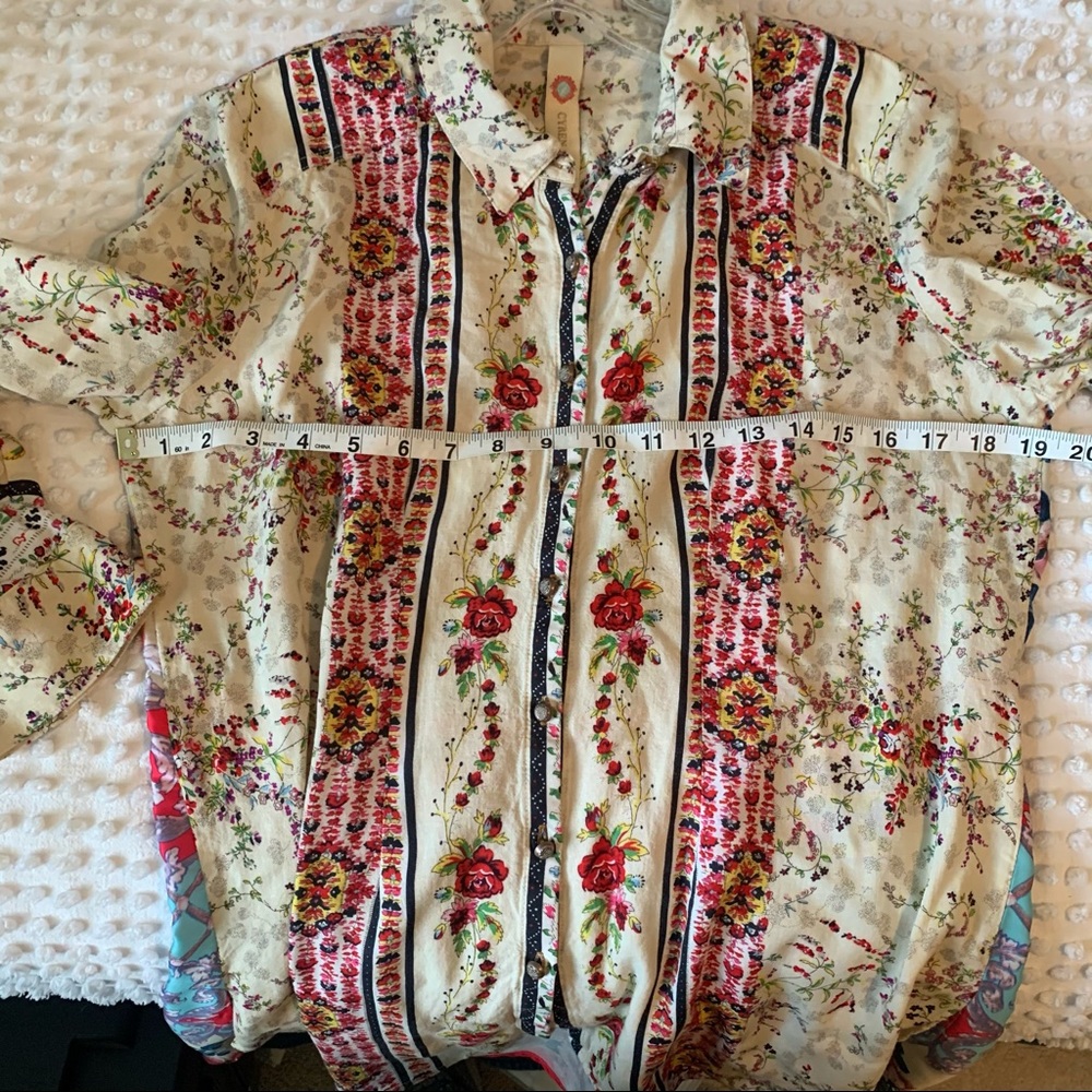 Cyrena Anthropologie floral top size medium - Picture 10 of 11